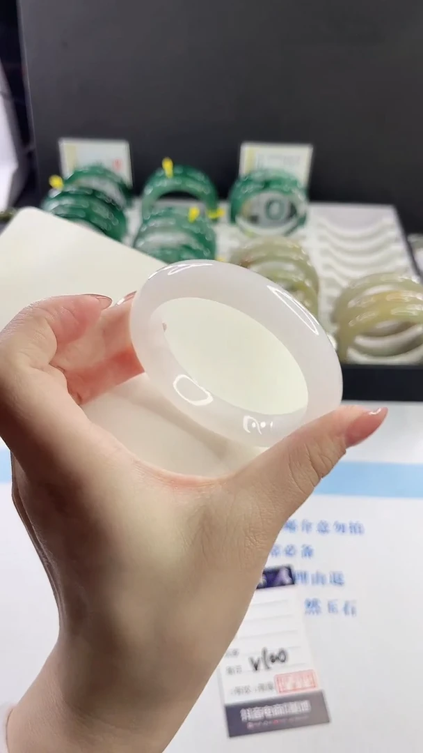 未镶嵌手镯石英质玉多样性发货V100