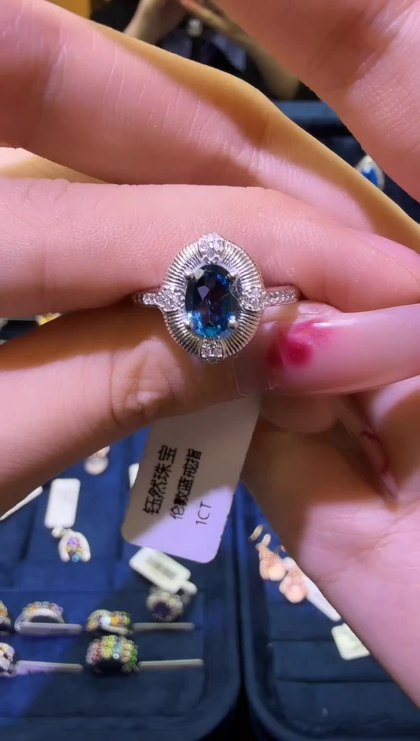 银S925镶嵌戒指托帕石天然宝石