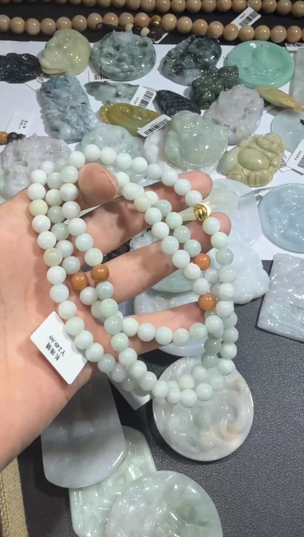 【闪购商品】翡翠颈饰未镶嵌00013452