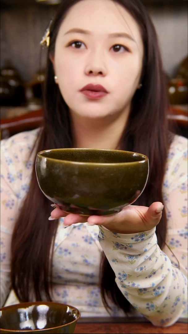 鳝鱼黄色的碗拍一发二