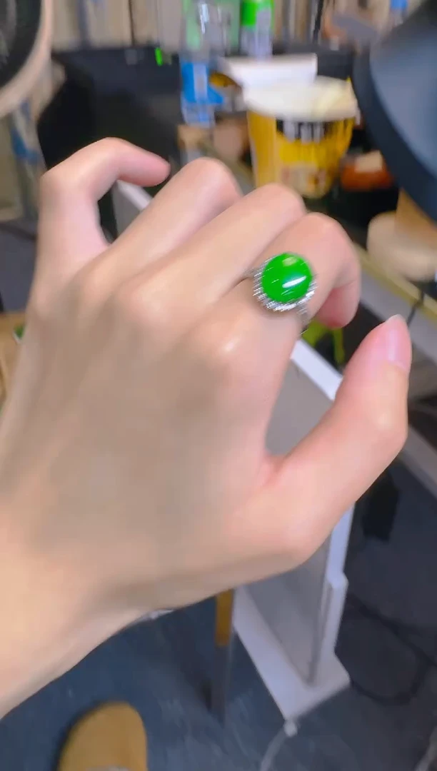 翡翠戒指银S925镶嵌天然a货翡翠