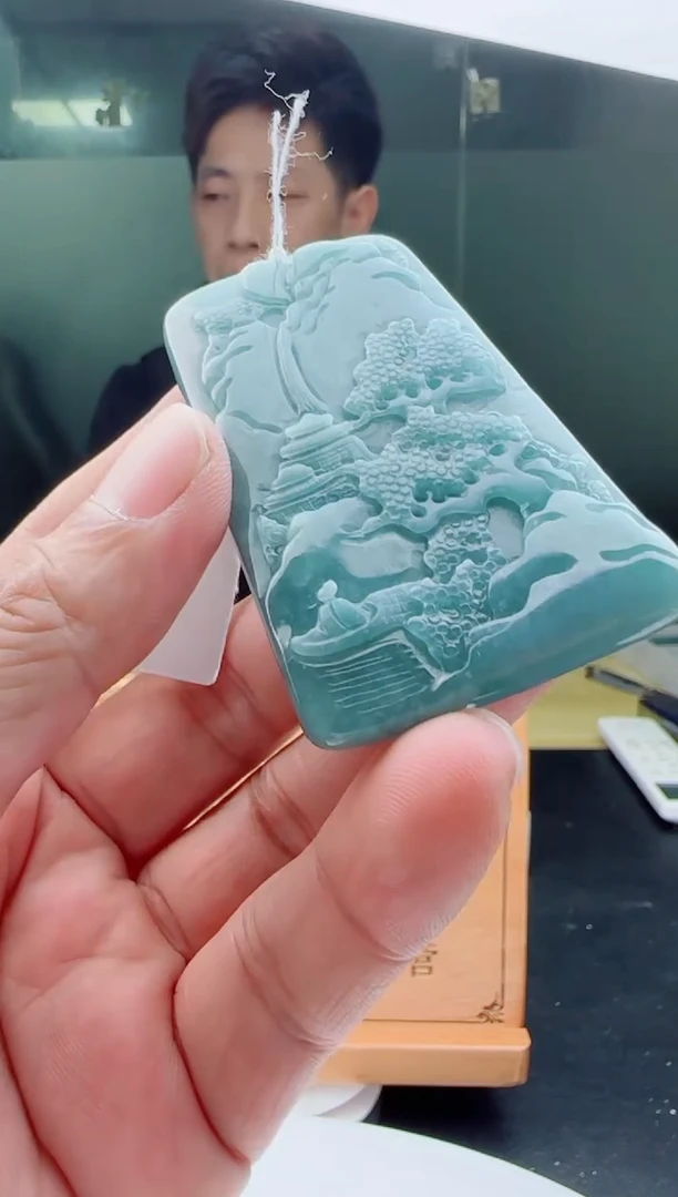 【闪购商品】翡翠颈饰未镶嵌1111111111