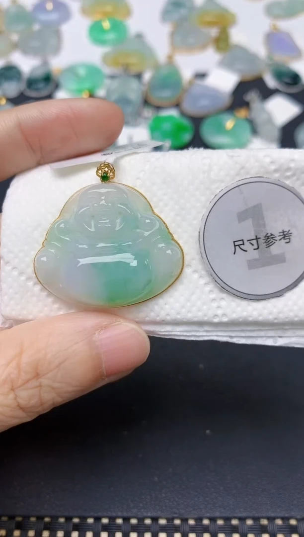 翡翠18K金镶嵌颈饰天然缅甸A货翡翠