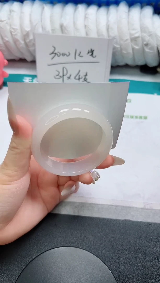 石英质玉手镯未镶嵌20-56.3