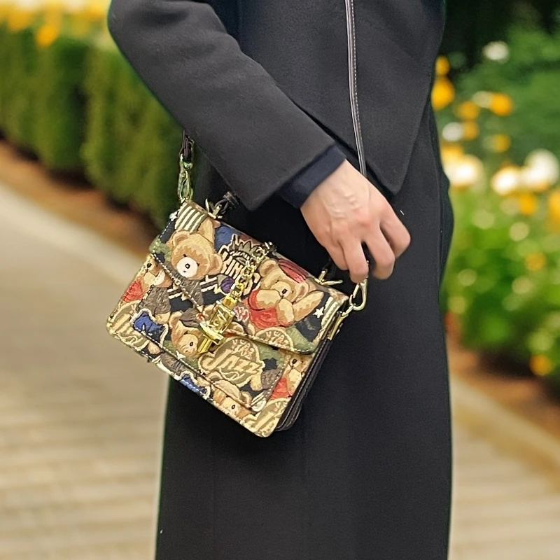 A258通勤时尚百搭女士斜跨单肩休闲简约气质复古经典轻奢手拎包