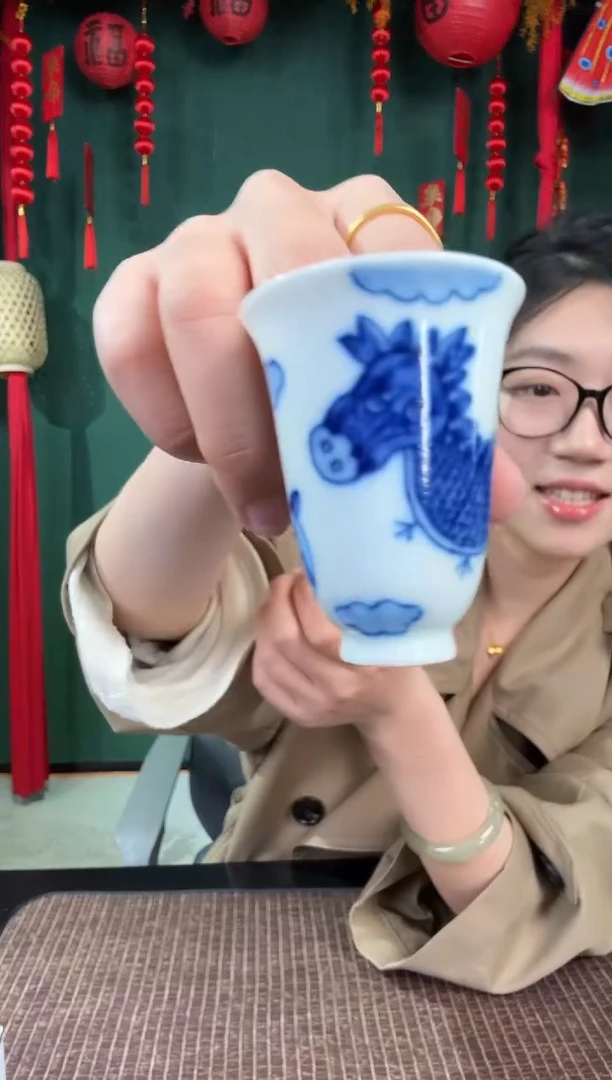 【闪购商品】龙猪闻香杯----------