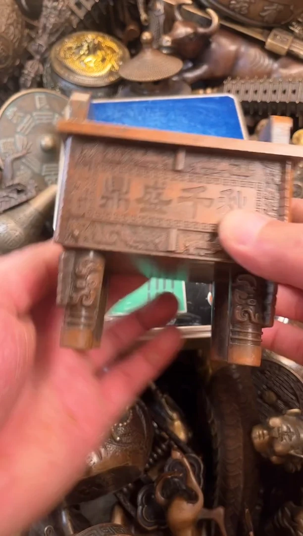 精美铜器点击下单