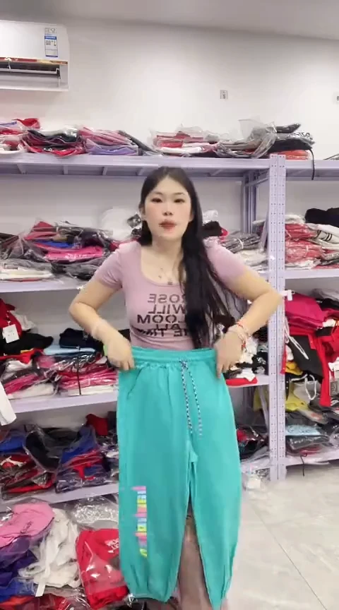 闪电购精品女装 143 L