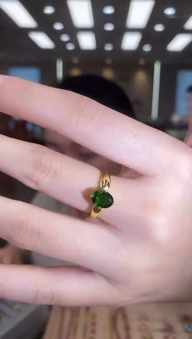 银S925镶嵌透辉石戒指09