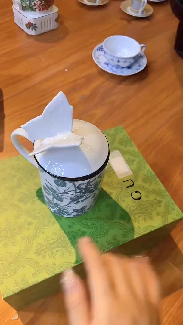 杯鸿辉家品牌瓷器，京东包邮！