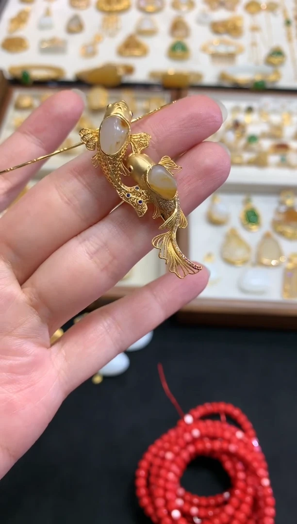 【闪购商品】和田玉吊坠(不含链)18K金镶嵌W598|9800