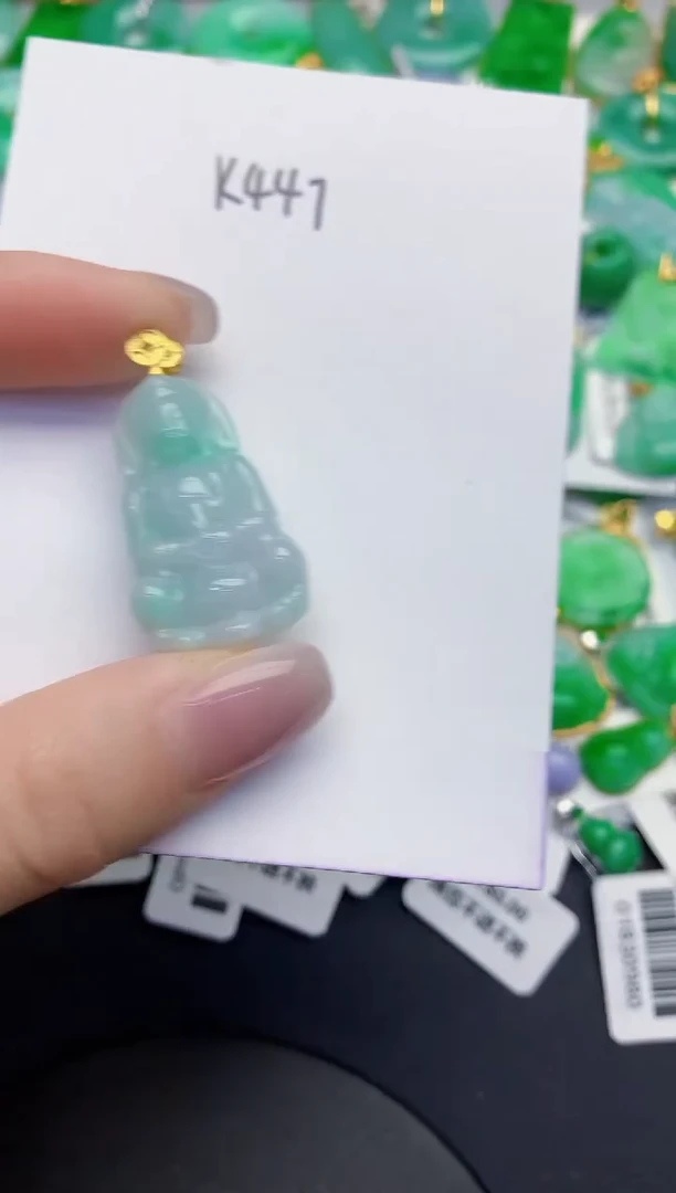 颈饰未镶嵌翡翠缅甸天然翡翠A货