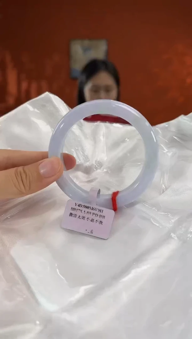 未镶嵌手镯翡翠3
