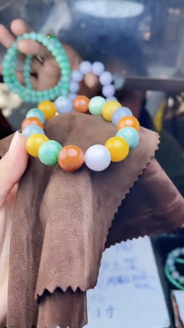 【闪购商品】定制翡翠未镶嵌珠串