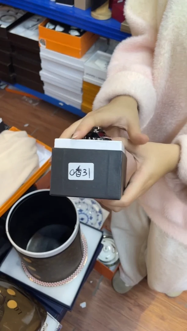 杯鸿辉家品牌瓷器，京东包邮！