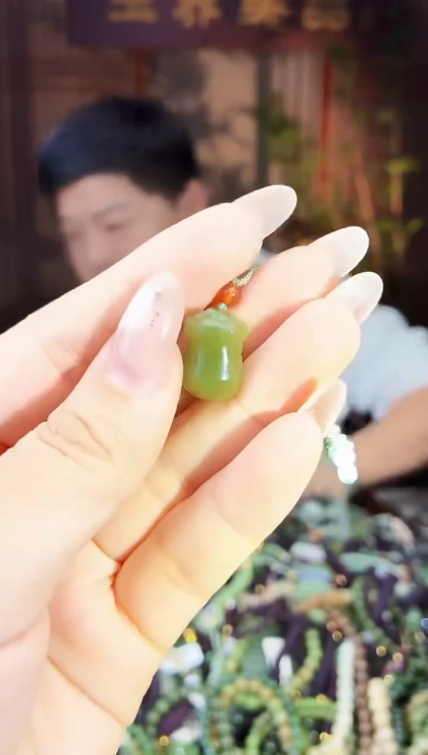 颈饰未镶嵌和田玉多样性发货拍一发一