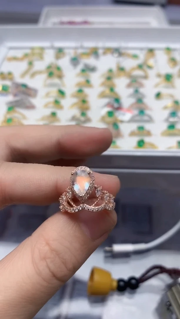 【闪购商品】月光石戒指银S925镶嵌........