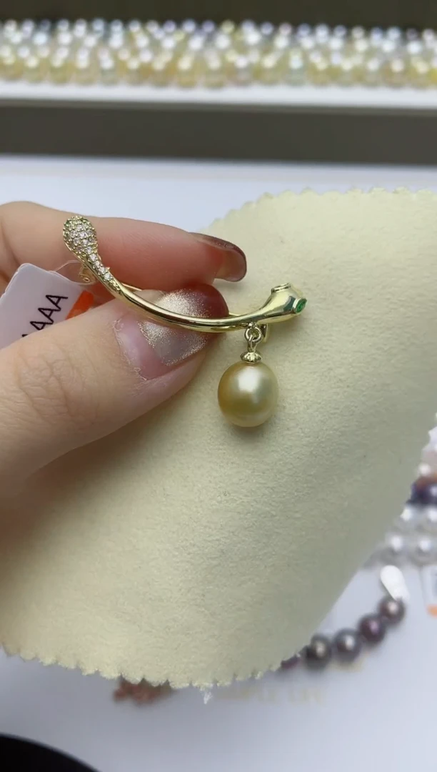 【闪购商品】海水珍珠胸饰未镶嵌W3