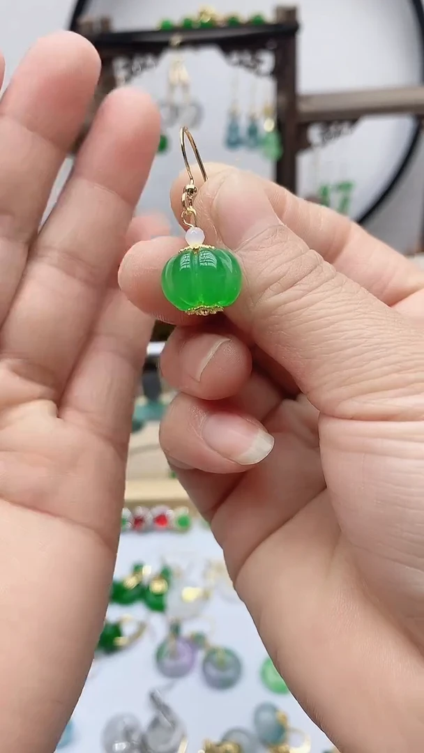 14K金镶嵌石英质玉（天山翠）耳饰418