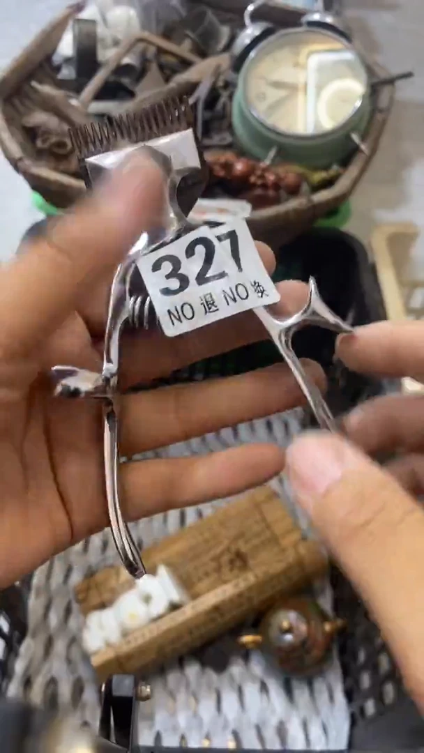 绿**姐所拍商品均为残品，付款表示默认，不退不换，看好下单，