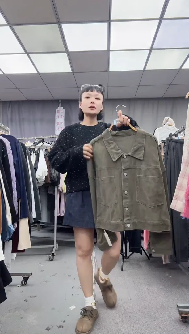 棉大哥家漂亮上衣漂亮颜色