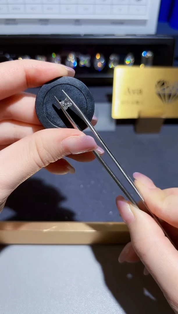 实验室培育钻石裸石未镶嵌0.5ct lv cut