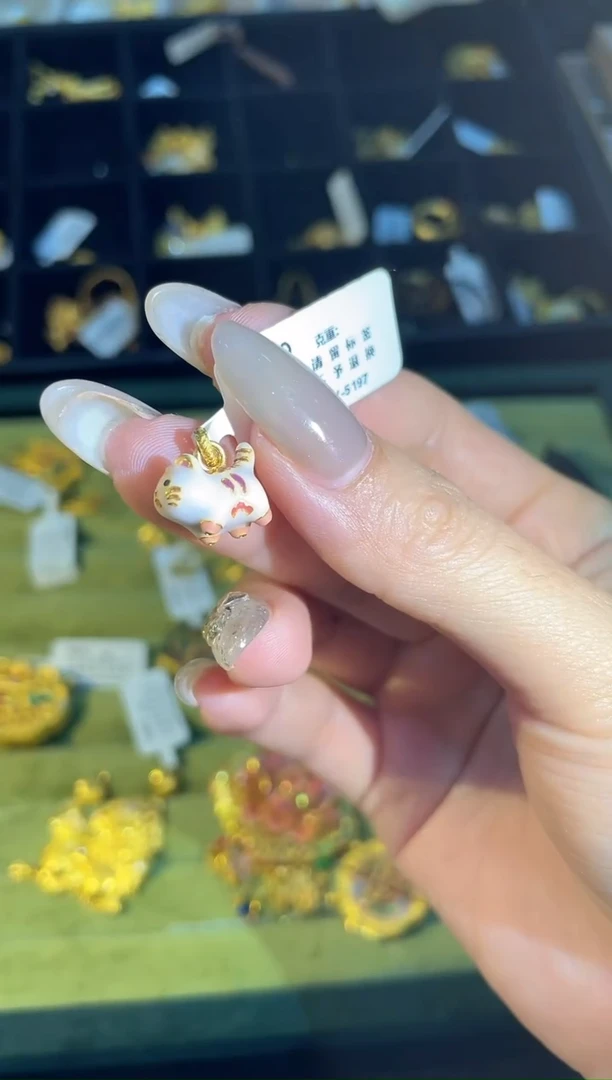 吊坠(不含链)定制足金LQ   112