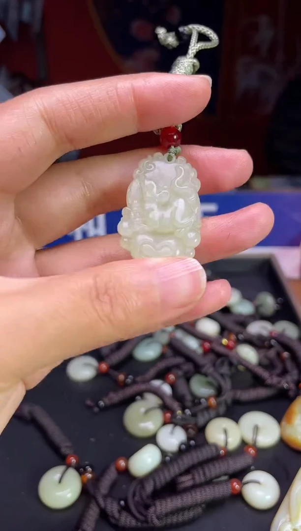 颈饰未镶嵌和田玉123