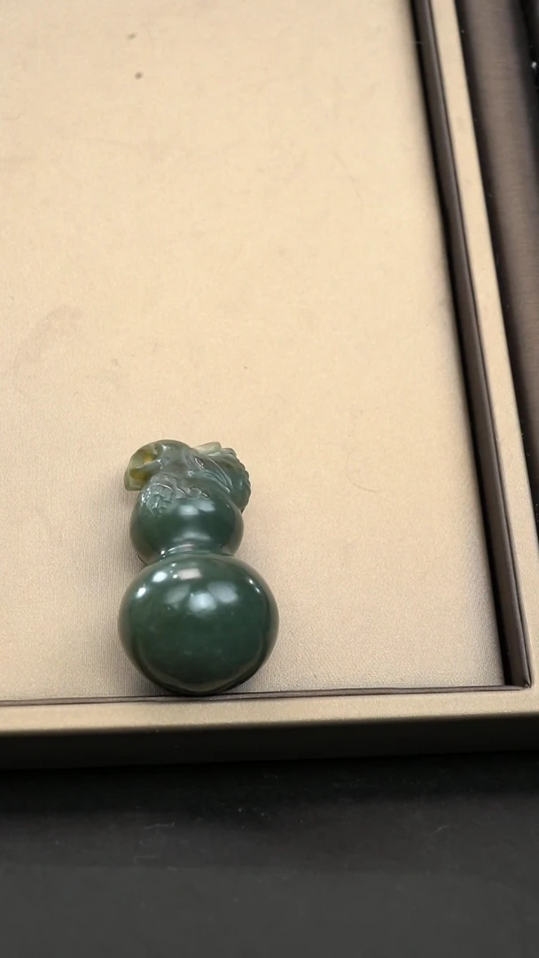 【闪购商品】和田玉挂件未镶嵌和田玉 挂件 未镶嵌