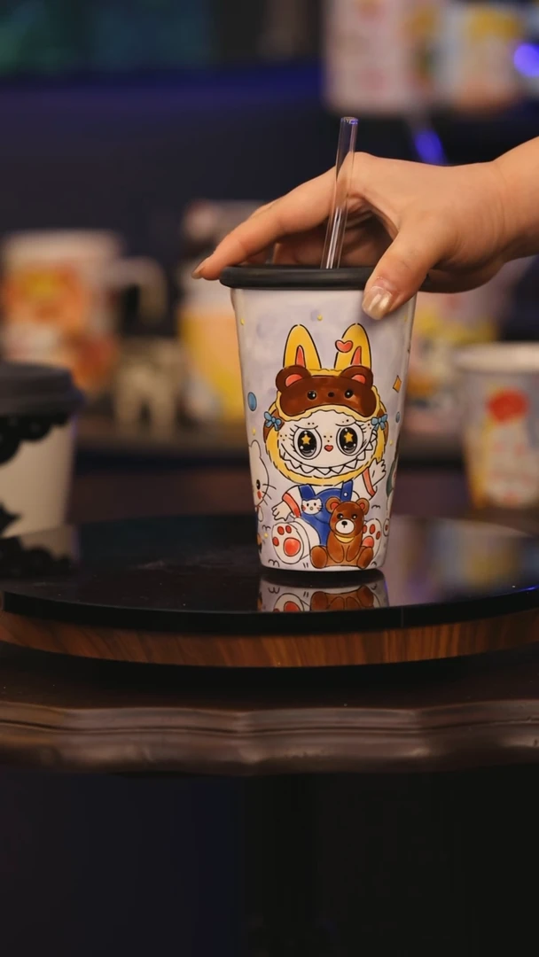【闪购商品】摆件景德镇釉下彩绘设计师款式陶瓷