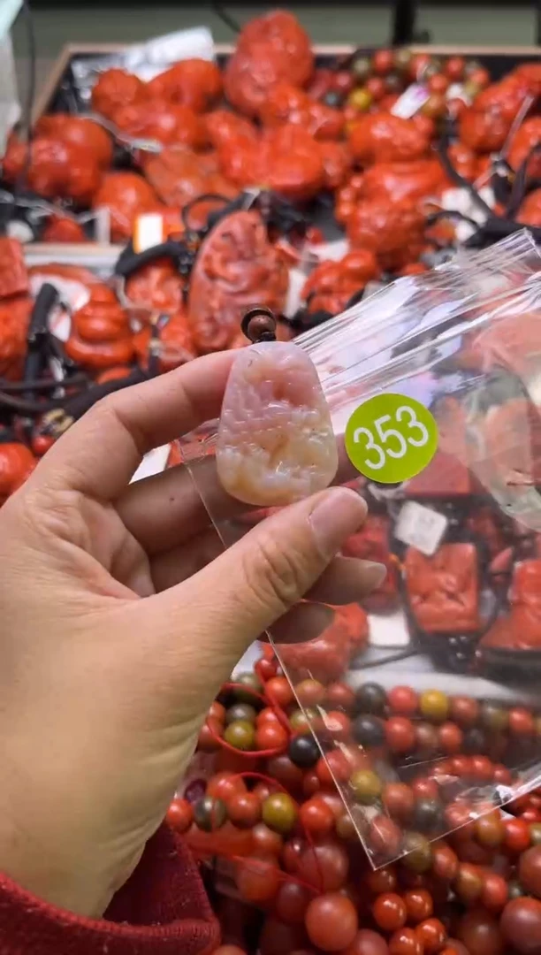 【闪购商品】南红玛瑙未镶嵌珠宝奇石353