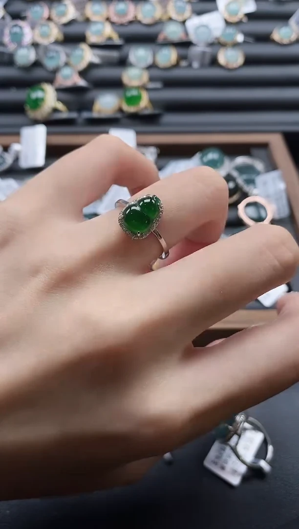 【闪购商品】翡翠戒指银S925镶嵌51511