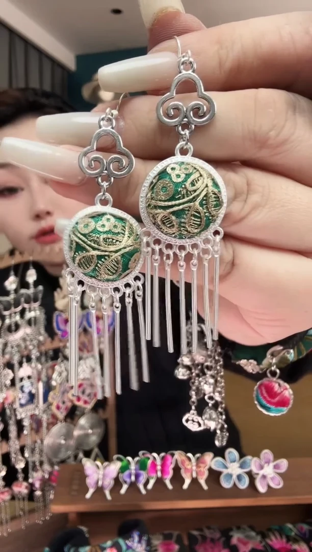 刺绣纯手工民族风刺绣耳环