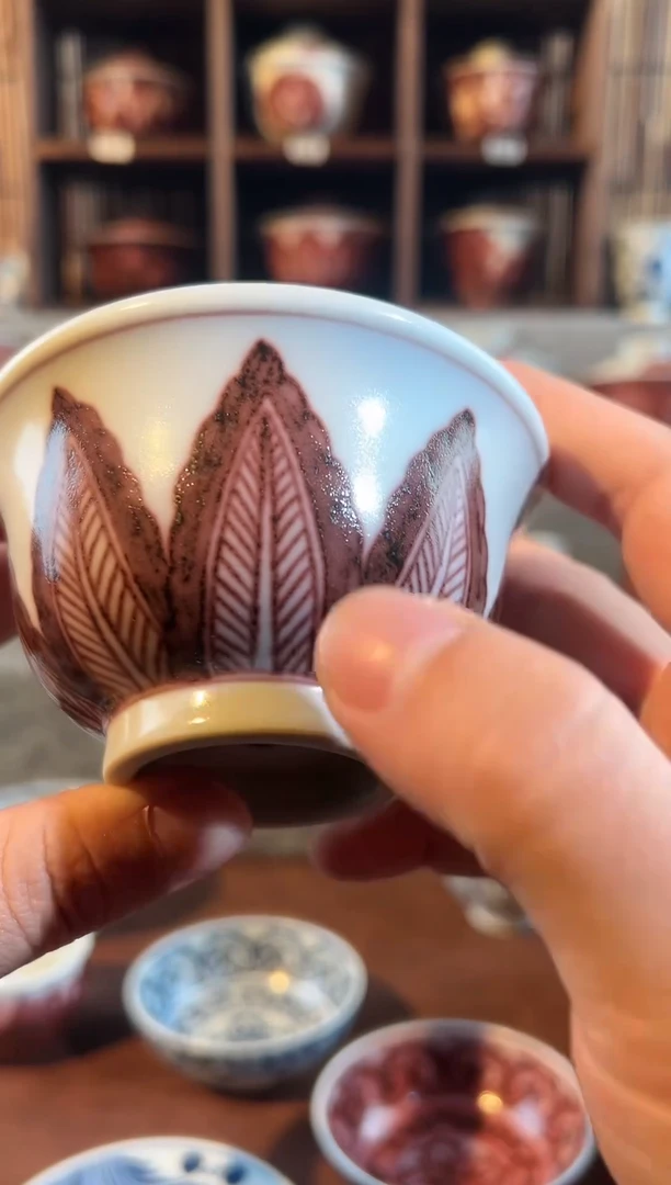 【闪购商品】天禄言瓷蕉叶纹压手杯