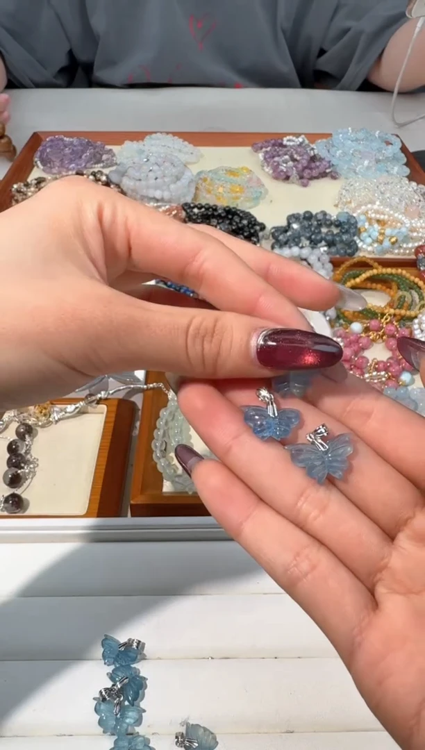 【闪购商品】海蓝宝石手链银S925镶嵌K007海蓝宝蝴蝶吊坠