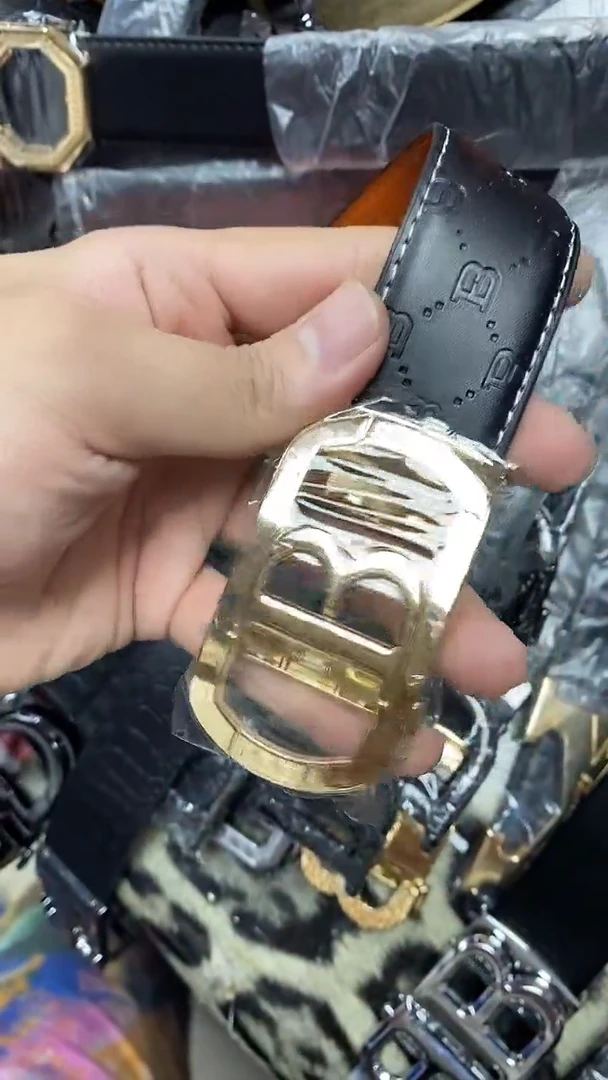 2025新款B男士2经典时尚百搭商务自动扣皮带