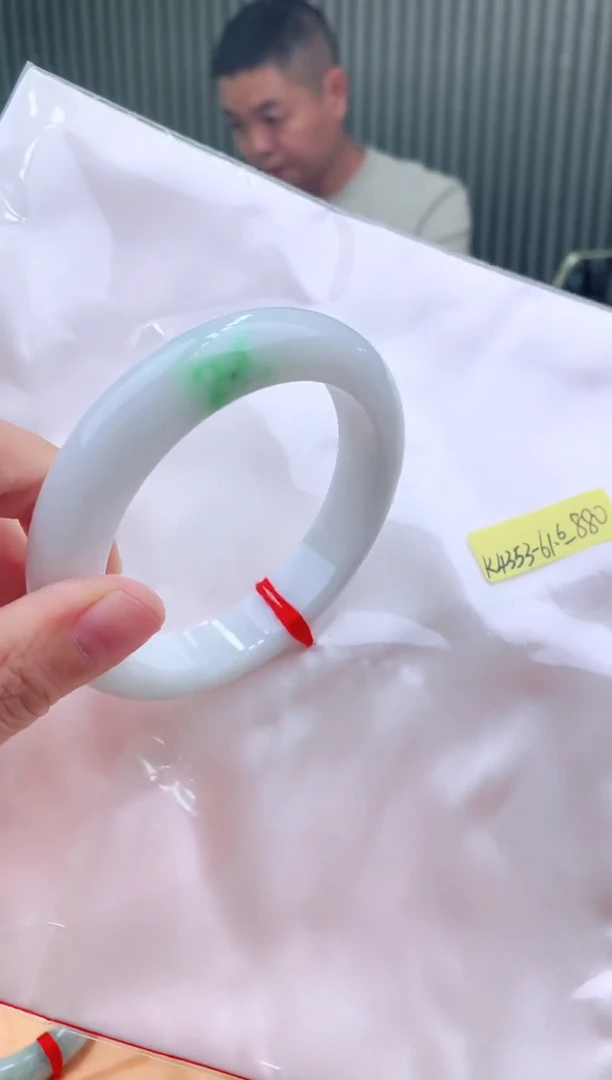 未镶嵌手镯翡翠61