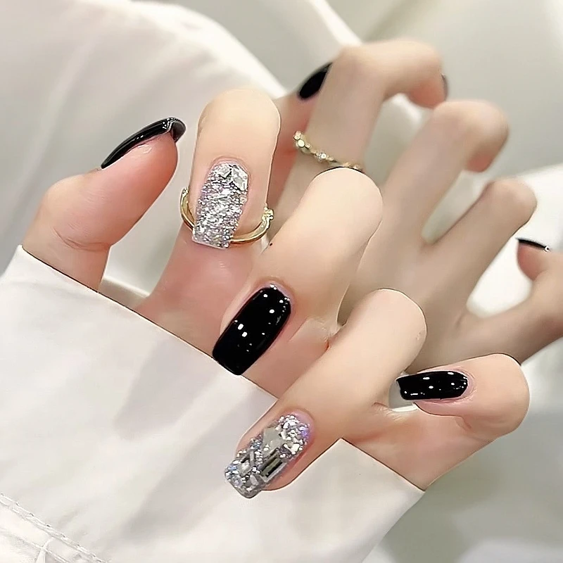 纯手工穿戴甲2025爆款简约黑色高级中长款美甲爆闪满钻甜酷美甲贴