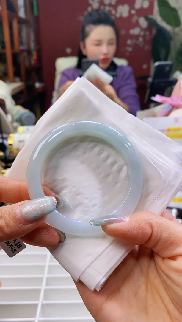 【闪购商品】翡翠手镯未镶嵌159显白5455/10.8*8.5