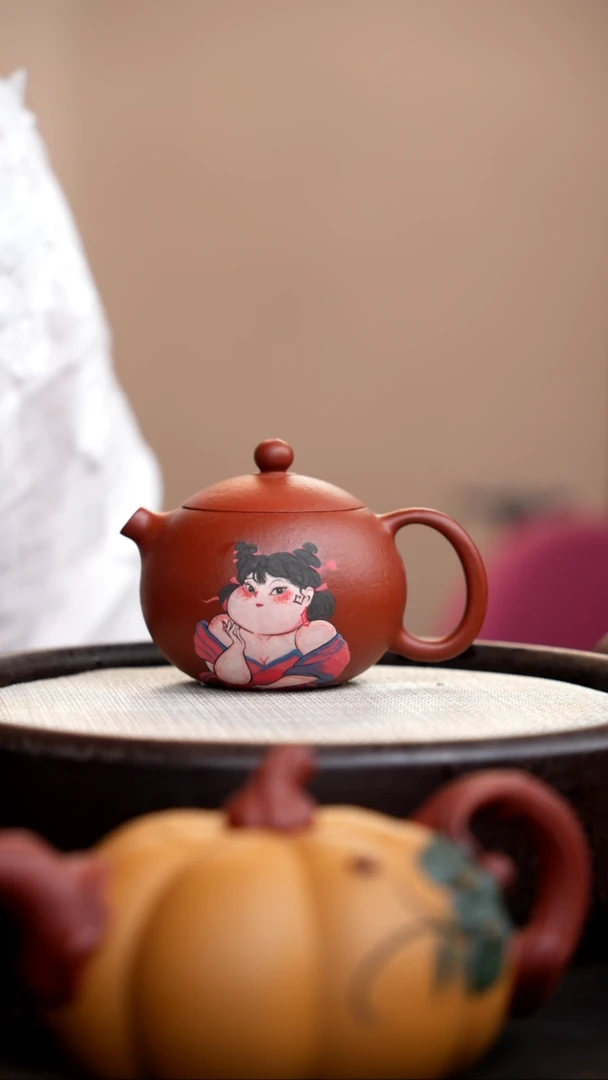 茶壶紫砂李*?朱泥河豚西施石矶
