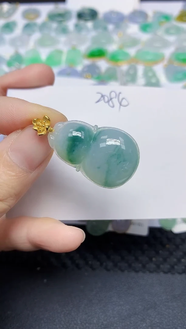 翡翠未镶嵌颈饰天然缅甸翡翠A货