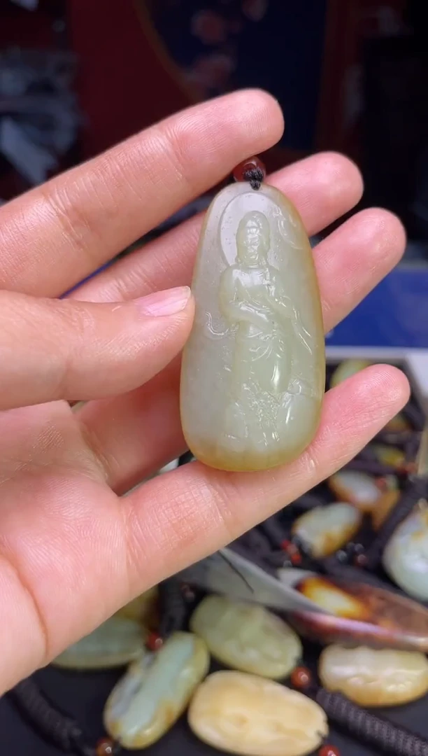 颈饰未镶嵌和田玉123