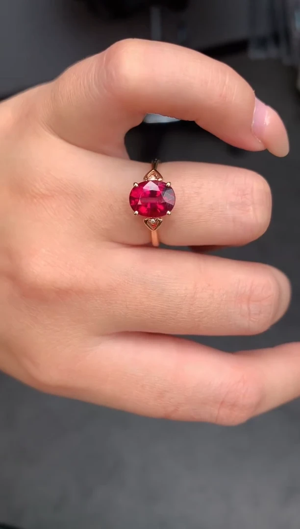 【闪购商品】碧玺戒指18K金镶嵌2.2ct卢比莱戒指