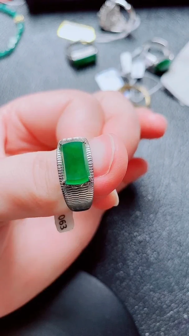 银S925镶嵌戒指翡翠翡翠