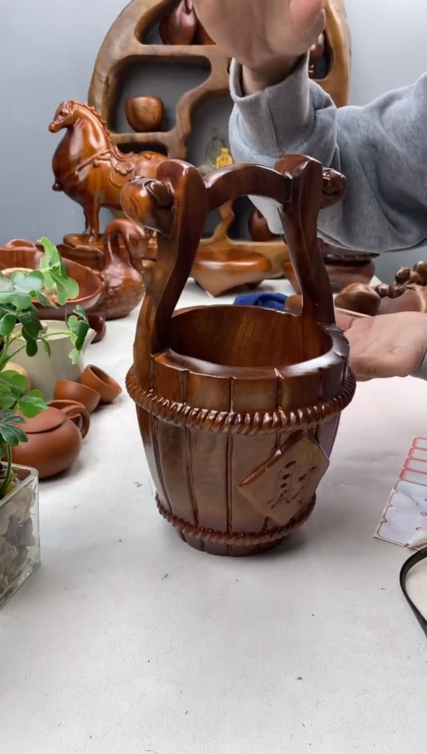 香樟木56一桶金摆件/尺寸18*18*28