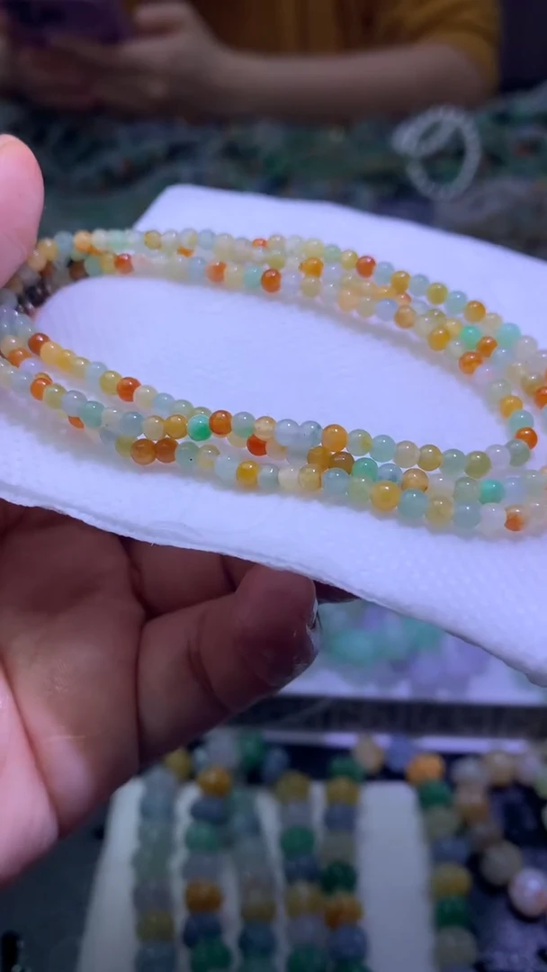 未镶嵌定制翡翠毛货