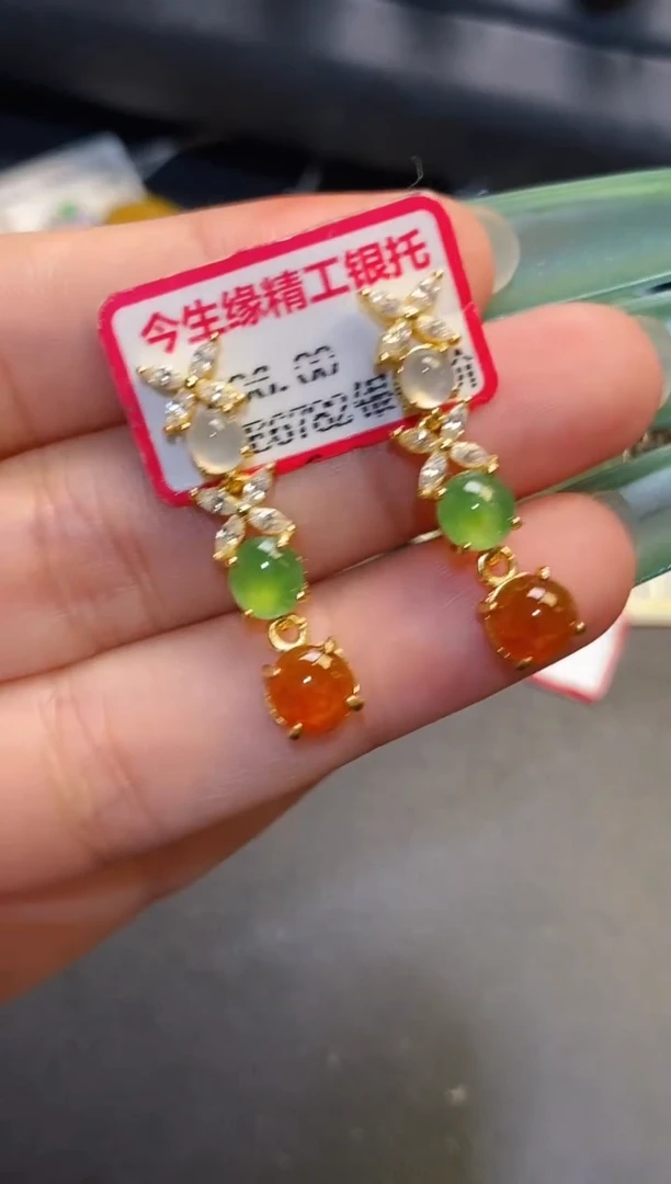 银S925镶嵌翡翠耳饰天然