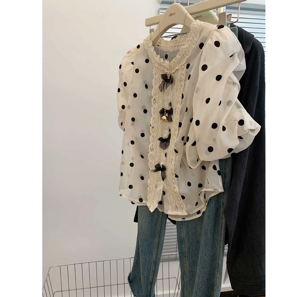 夏季新款法式蕾丝蝴蝶结拼接波点衬衫短款设计感小众气质显瘦上衣