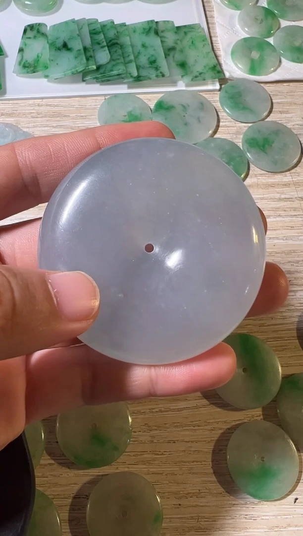 未镶嵌定制翡翠扣子
