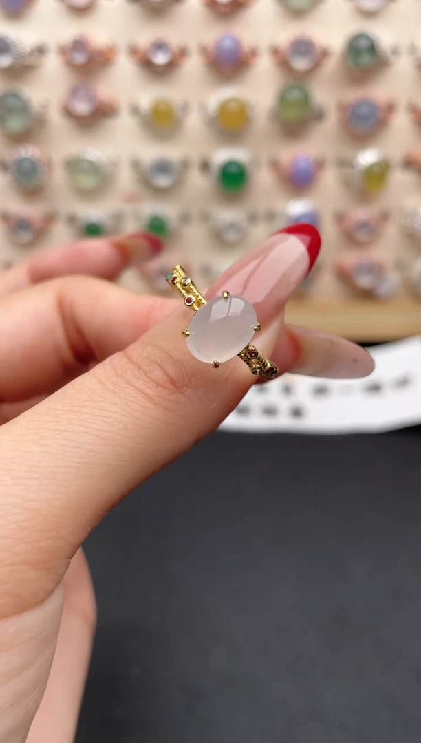 【闪购商品】翡翠戒指银S925镶嵌一物一证一礼盒